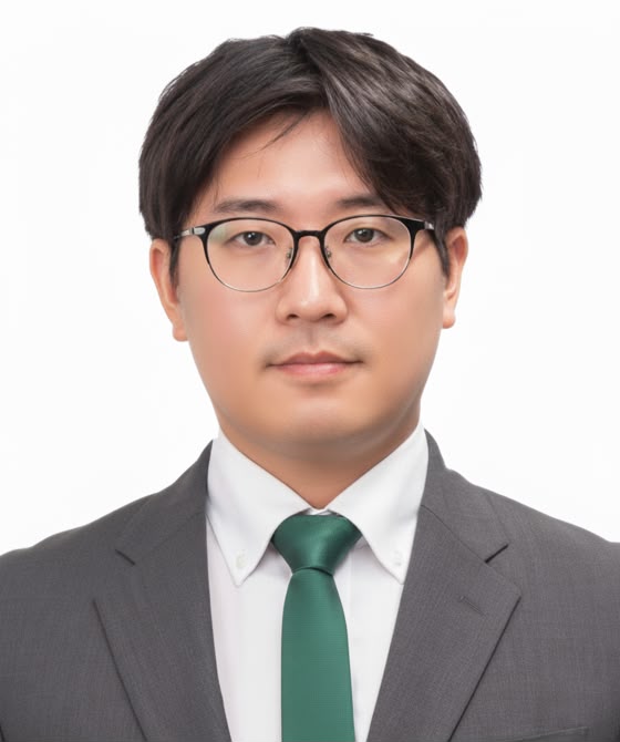 Dr. Toru Taharabaru